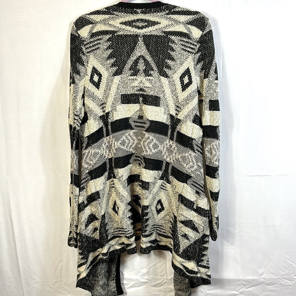 Lucky Brand Aztec Blanket Southwestern cardigan size large  Like New Black Cream - Picture 4 of 6